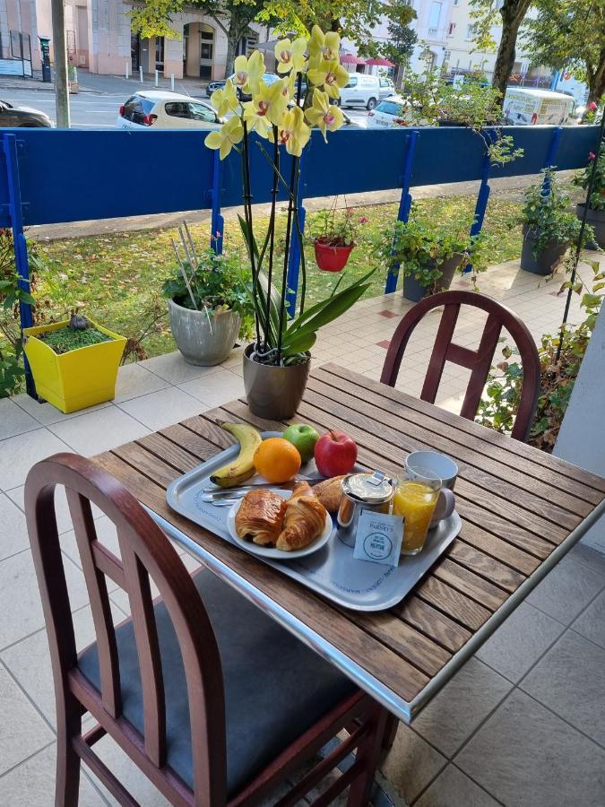 Hotel Les Gens De Mer La Rochelle Ла-Рошель Экстерьер фото