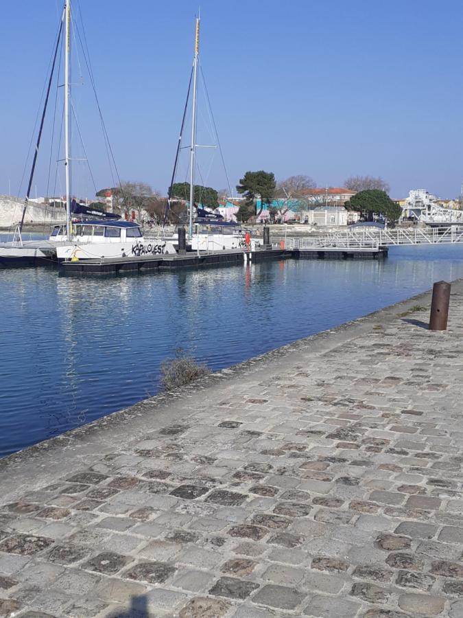 Hotel Les Gens De Mer La Rochelle Ла-Рошель Экстерьер фото
